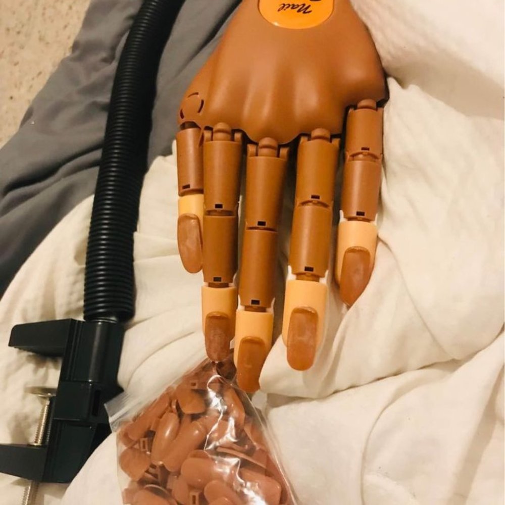 Practice nail arm